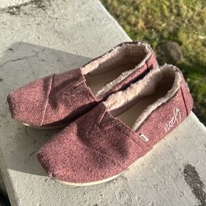 Toms Alpargata Embroidered Holiday Shoes